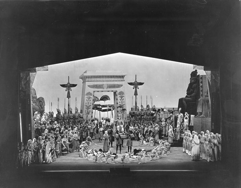 Aida, Giuseppe Verdi. San Francisco Opera, 1935. Photographer: Franklin and Rognon/San Francisco Opera.