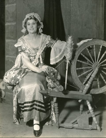 Martha, Friedrich von Flotow. San Francisco Opera, 1935. Photographer: Franklin and Rognon/San Francisco Opera.