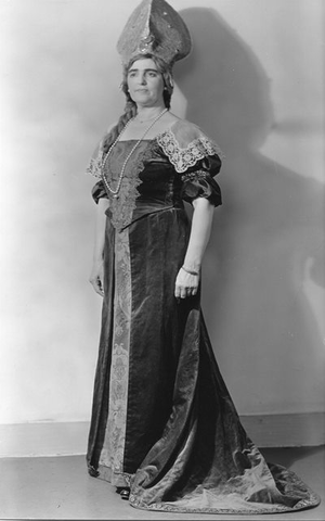 La Juive, Jacques Halévy. San Francisco Opera, 1935. Photographer: Franklin and Rognon/San Francisco Opera.