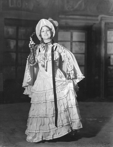 La Bohème, Giacomo Puccini. San Francisco Opera, 1935. Photographer: Franklin and Rognon/San Francisco Opera.