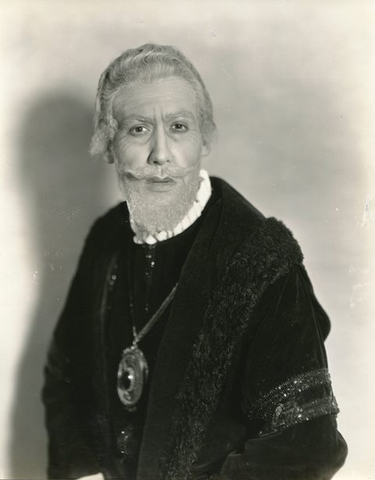 Rigoletto, Giuseppe Verdi. San Francisco Opera, 1935. Photographer: Franklin and Rognon/San Francisco Opera.