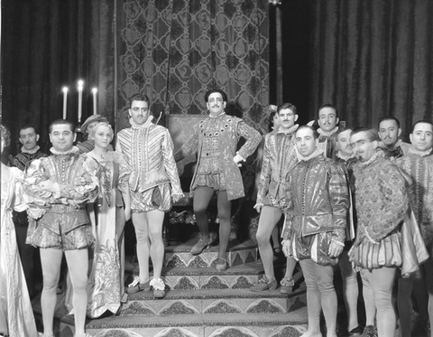 Rigoletto, Giuseppe Verdi. San Francisco Opera, 1935. Photographer: Franklin and Rognon/San Francisco Opera.