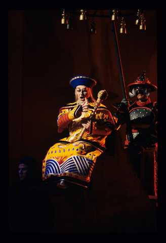 Joseph Frank (Emperor Altoum), Turandot, Giacomo Puccini. San Francisco Opera, 1993-94. Photographer: Marty Sohl/San Francisco Opera.