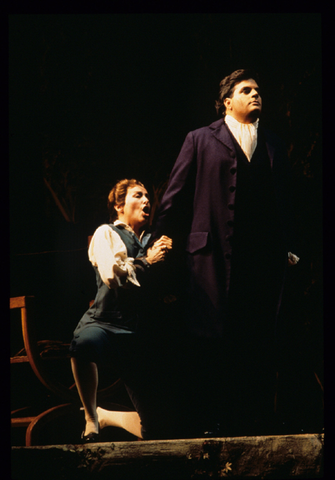 Frederica von Stade (Sesto), Stephen Guggenheim (Tito), La Clemenza di Tito, Wolfgang Amadeus Mozart. San Francisco Opera, 1993-94. Photographer: Marty Sohl/San Francisco Opera.