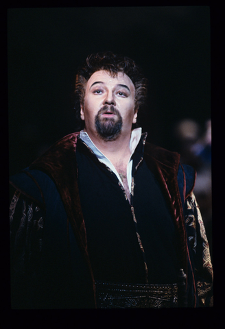 Chris Merritt (Arnold Melcthal), Guillaume Tell, Gioachino Rossini. San Francisco Opera, 1991-92. Photographer: Marty Sohl/San Francisco Opera.