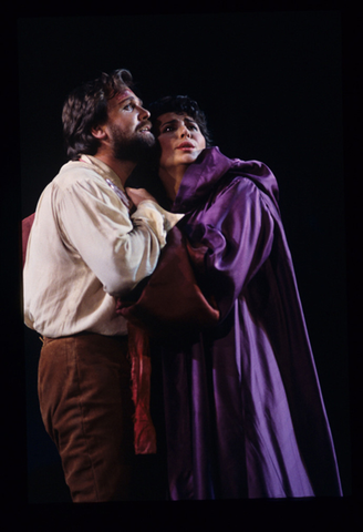 Maria Guleghina (Tosca), Sergei Larin (Cavaradossi), Tosca, Giacomo Puccini. San Francisco Opera, 1992-93. Photographer: Marty Sohl/San Francisco Opera.