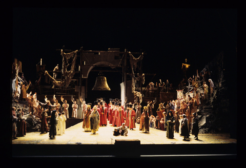 Ensemble, Boris Godunov, Modest Petrovich Mussorgsky. San Francisco Opera, 1992-93. Photographer: Marty Sohl/San Francisco Opera.