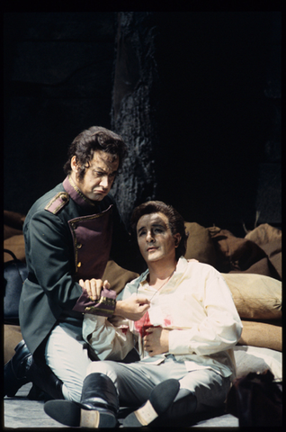 Vladimir Chernov (Don Carlo di Vargas), Lando Bartolini (Don Alvaro), La Forza del Destino, Giuseppe Verdi. San Francisco Opera, 1992-93. Photographer: Marty Sohl/San Francisco Opera.