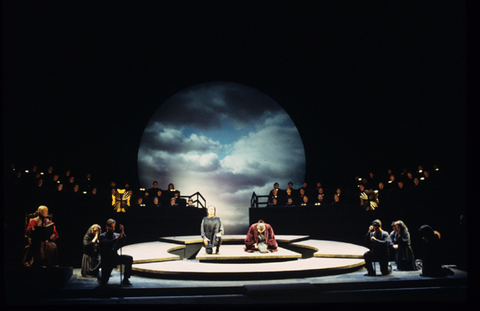 Derek Jacobi (The Narrator), Ensemble, Christophe Colomb, Darius Milhaud. San Francisco Opera, 1992-93. Photographer: Larry Merkle/San Francisco Opera.