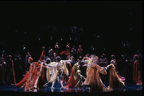 Ballet, Ensemble, I Capuleti e i Montecchi, Vincenzo Bellini. San Francisco Opera, 1991-92. Photographer: Marty Sohl/San Francisco Opera.