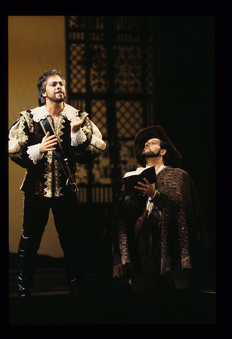 Gino Quilico (Don Giovanni), Lucio Gallo (Leporello), Don Giovanni, Wolfgang Amadeus Mozart. San Francisco Opera, 1991-92. Photographer: Marty Sohl/San Francisco Opera.