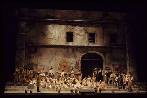 Ensemble, Carmen, Georges Bizet. San Francisco Opera, 1991-92. Photographer: Marty Sohl/San Francisco Opera.