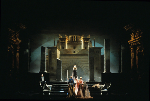 Jacque Trussel (Loge), James Morris (Wotan), Mark Baker (Froh), Helga Dernesch (Fricka), Monte Pederson (Donner), Patricia Racette (Freia), Das Rheingold, Richard Wagner. San Francisco Opera, 1989-90. Photographer: Marty Sohl/San Francisco Opera.