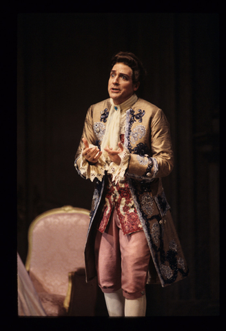 David Kuebler (Flamand), Capriccio, Richard Strauss. San Francisco Opera, 1992-93. Photographer: Marty Sohl/San Francisco Opera.