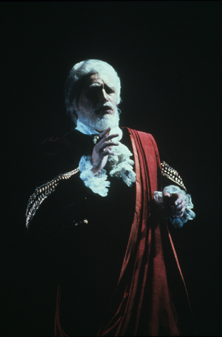 William Lewis (Arbace), Idomeneo, Wolfgang Amadeus Mozart. San Francisco Opera, 1989-90. Photographer: Ron Scherl/San Francisco Opera.