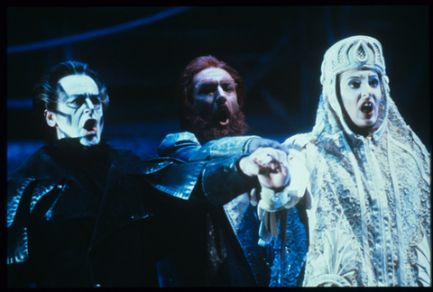 José Van Dam (The Dutchman), Sergei Koptchak (Daland), Deborah Polaski (Senta), Der Fliegende Holländer, Richard Wagner. San Francisco Opera, 1988-89. Photographer: Ron Scherl/San Francisco Opera.