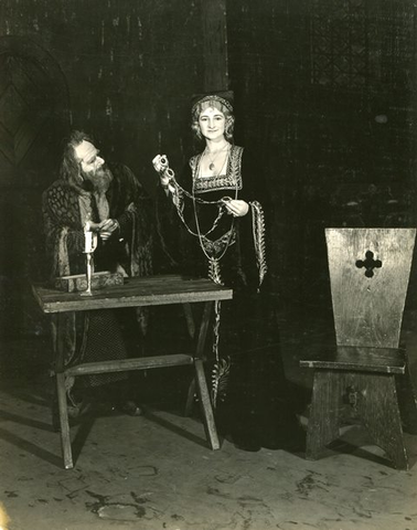 La Juive, Jacques Halévy. San Francisco Opera, 1936. Photographer: Lawrence B. Morton/San Francisco Opera.