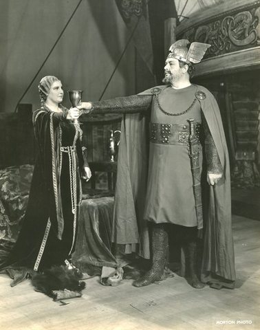 Tristan und Isolde, Richard Wagner. San Francisco Opera, 1936. Photographer: Lawrence B. Morton/San Francisco Opera.