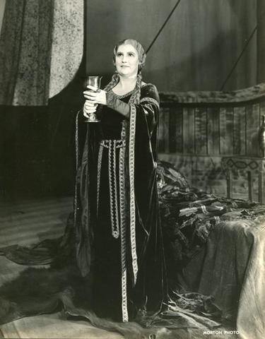 Tristan und Isolde, Richard Wagner. San Francisco Opera, 1936. Photographer: Lawrence B. Morton/San Francisco Opera.