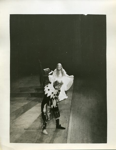 Rigoletto, Giuseppe Verdi. San Francisco Opera, 1936. Photographer: Lawrence B. Morton/San Francisco Opera.