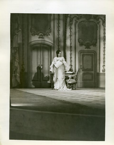 Le Nozze di Figaro, Wolfgang Amadeus Mozart. San Francisco Opera, 1936. Photographer: Lawrence B. Morton/San Francisco Opera.