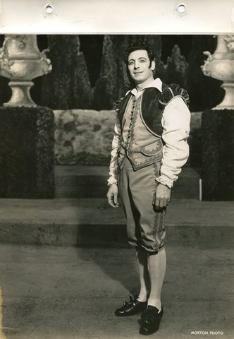 Le Nozze di Figaro, Wolfgang Amadeus Mozart. San Francisco Opera, 1936. Photographer: Lawrence B. Morton/San Francisco Opera.