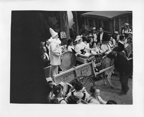 Pagliacci, Ruggero Leoncavallo. San Francisco Opera, 1936. Photographer: Lawrence B. Morton/San Francisco Opera.