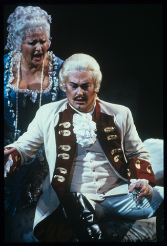 Pilar Lorengar (Manon Lescaut), Marcel Vanaud (Lescaut), Manon Lescaut, Giacomo Puccini. San Francisco Opera, 1988-89. Photographer: Ron Scherl/San Francisco Opera.