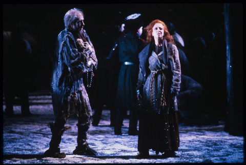 James Patterson (The Old Convict), Josephine Barstow (Katerina Ismailova), Lady Macbeth of Mtsensk, Dmitri Shostakovich. San Francisco Opera, 1988-89. Photographer: Ron Scherl/San Francisco Opera.