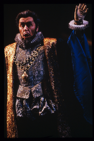 Bonaldo Giaiotti (Alvise Badoero), La Gioconda, Amilcare Ponchielli. San Francisco Opera, 1988-89. Photographer: Ron Scherl/San Francisco Opera.