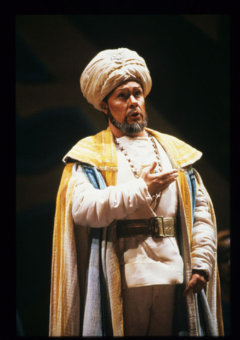 Kevin J. Langan (Sarastro), Die Zauberflöte, Wolfgang Amadeus Mozart. San Francisco Opera, 1987-88. Photographer: Ron Scherl/San Francisco Opera.