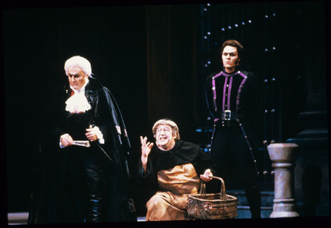 Alain Fondary (Scarpia), Eric Garrett (Sacristan), Mark Delavan (Sciarrone), Tosca, Giacomo Puccini. San Francisco Opera, 1987-88. Photographer: Ron Scherl/San Francisco Opera.