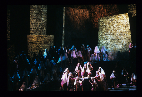 Chorus, Nabucco, Giuseppe Verdi. San Francisco Opera, 1987-88. Photographer: Ron Scherl/San Francisco Opera.