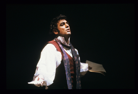 Plácido Domingo (Hoffmann), Les Contes d'Hoffmann, Jacques Offenbach. San Francisco Opera, 1987-88. Photographer: Ron Scherl/San Francisco Opera.