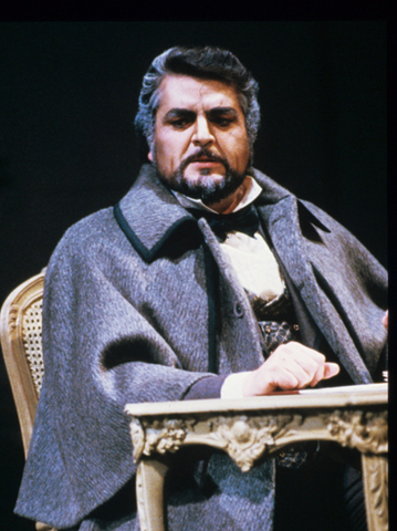 Juan Pons (Giorgio Germont), La Traviata, Giuseppe Verdi. San Francisco Opera, 1987-88. Photographer: Ron Scherl/San Francisco Opera.