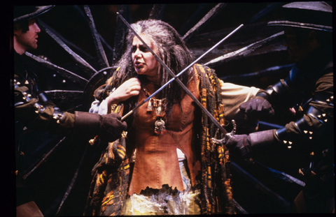 Dolora Zajic (Azucena), Supernumeraries, Il Trovatore, Giuseppe Verdi. San Francisco Opera, 1985-86. Photographer: Ron Scherl/San Francisco Opera.