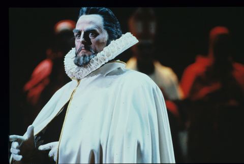 Robert Lloyd (Philippe II), Don Carlos, Giuseppe Verdi. San Francisco Opera, 1986-87. Photographer: Ron Scherl/San Francisco Opera.