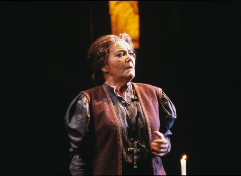 Leonie Rysanek (Kostelnička), Jenůfa, Leoš Janáček. San Francisco Opera, 1986-87. Photographer: Robert Cahen/San Francisco Opera.