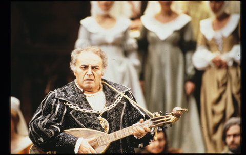 Michel Trempont (Beckmesser), Die Meistersinger von Nürnberg, Richard Wagner. San Francisco Opera, 1986-87. Photographer: Ron Scherl/San Francisco Opera.