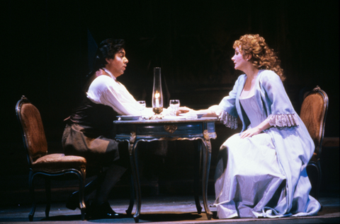 Francisco Araiza (des Grieux), Sheri Greenawald (Manon), Manon, Jules Massenet. San Francisco Opera, 1986-87. Photographer: Ron Scherl/San Francisco Opera.