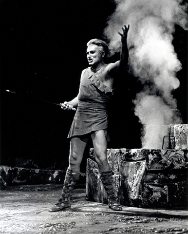 Jess Thomas (Siegfried), Siegfried, Richard Wagner. San Francisco Opera, 1970. Photographer: Ken Howard/San Francisco Opera.