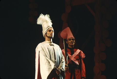 Die Entführung aus dem Serail, Wolfgang Amadeus Mozart. San Francisco Opera, 1968. Photographer: Unknown/San Francisco Opera.