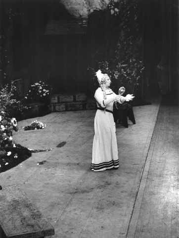 Faust, Charles Gounod. San Francisco Opera, 1937. Photographer: Lawrence B. Morton/San Francisco Opera.