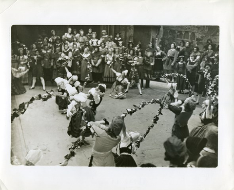 Faust, Charles Gounod. San Francisco Opera, 1937. Photographer: Lawrence B. Morton/San Francisco Opera.