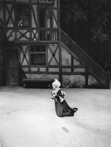 Faust, Charles Gounod. San Francisco Opera, 1937. Photographer: Lawrence B. Morton/San Francisco Opera.