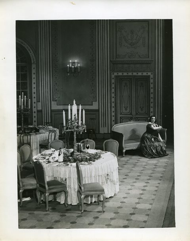 La Traviata, Giuseppe Verdi. San Francisco Opera, 1937. Photographer: Lawrence B. Morton/San Francisco Opera.