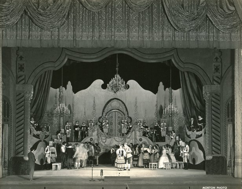 Don Giovanni, Wolfgang Amadeus Mozart. San Francisco Opera, 1938. Photographer: Lawrence B. Morton/San Francisco Opera.