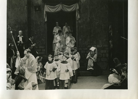 Cavalleria Rusticana, Pietro Mascagni. San Francisco Opera, 1938. Photographer: Lawrence B. Morton/San Francisco Opera.