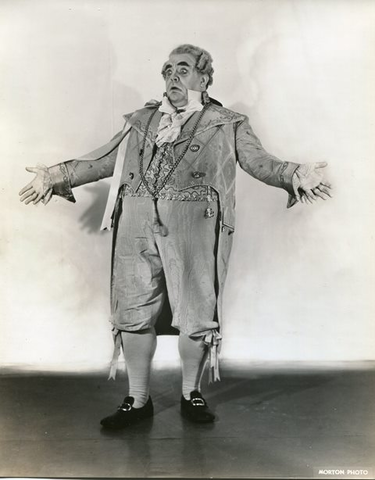 Don Pasquale, Gaetano Donizetti. San Francisco Opera, 1938. Photographer: Lawrence B. Morton/San Francisco Opera.