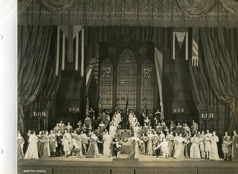 Lucia di Lammemoor, Gaetano Donizetti. San Francisco Opera, 1938. Photographer: Lawrence B. Morton/San Francisco Opera.